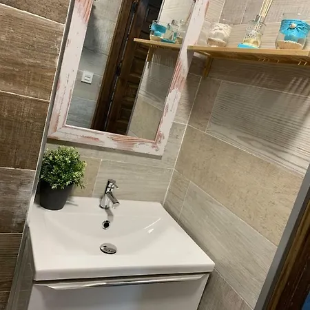 Apartamento Con Terraza En El Albaicin Granada