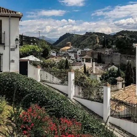Apartamento Con Terraza En El Albaicin